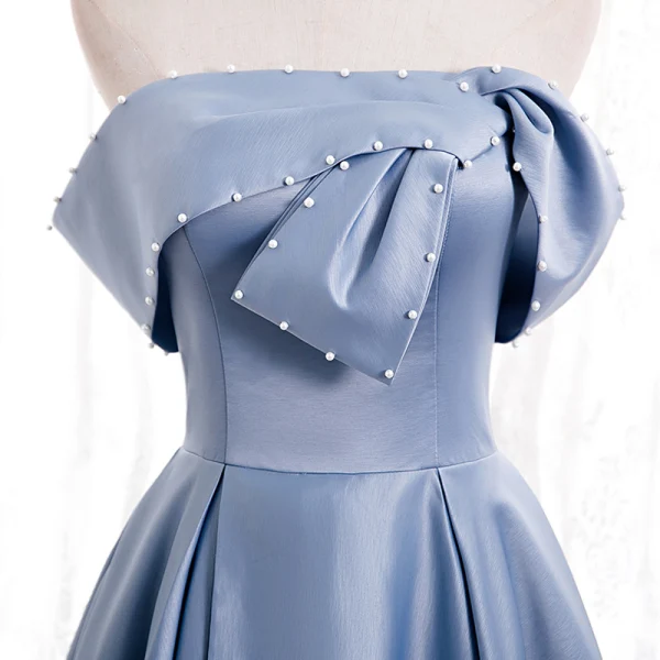 Modest / Simple Sky Blue Satin Dancing Prom Dresses 2020 A-Line / Princess Strapless Sleeveless Beading Pearl Floor-Length / Long Ruffle Backless Formal Dresses