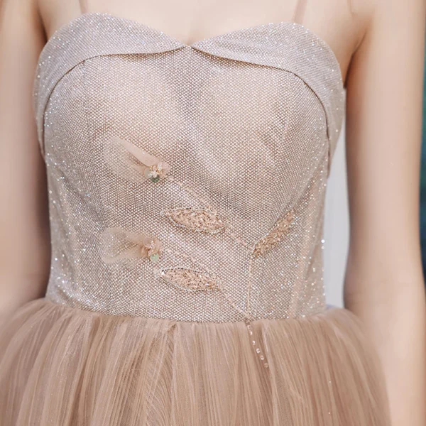 Flotte Champagne Gallakjoler 2020 Prinsesse Spaghetti Straps Ærmeløs Beading Glitter Tulle Lange Flæse Halterneck Kjoler
