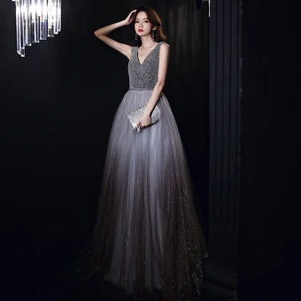 Chic Belle Gris Dansant Robe De Bal 2020 Princesse V Cou Sans Manches Ceinture Perlage Glitter Tulle Longue Volants Dos Nu Robe De Ceremonie
