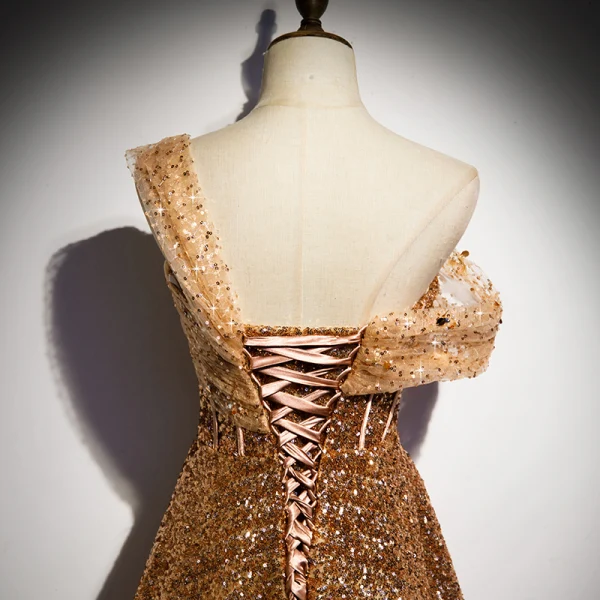 Mode Gold Tanzen Ballkleider 2020 A Linie One-Shoulder Kurze Ärmel Pailletten Perlenstickerei Lange Rüschen Rückenfreies Festliche Kleider