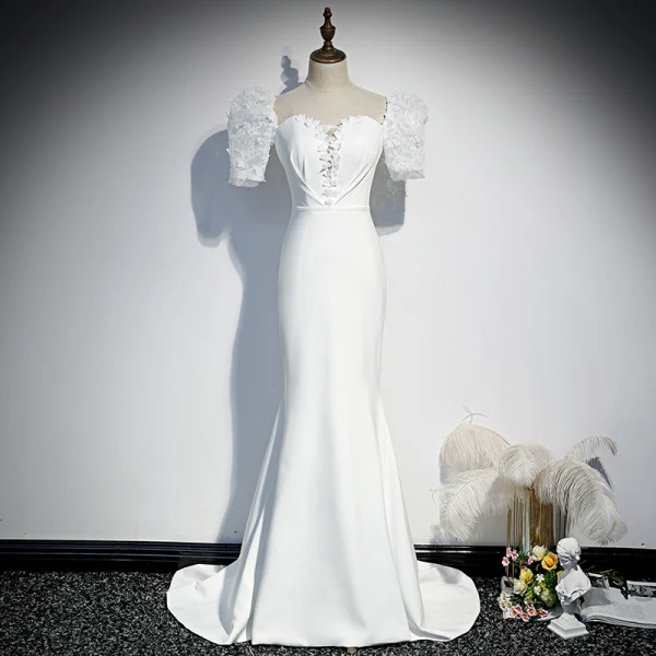 Vintage / Originale Blanche Robe De Soirée 2020 Trompette / Sirène Encolure Carrée Gonflée Manches Courtes Ceinture Appliques En Dentelle Tribunal Train Volants Dos Nu Robe De Ceremonie