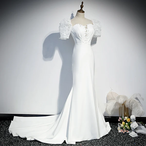 Vintage / Originale Blanche Robe De Soirée 2020 Trompette / Sirène Encolure Carrée Gonflée Manches Courtes Ceinture Appliques En Dentelle Tribunal Train Volants Dos Nu Robe De Ceremonie