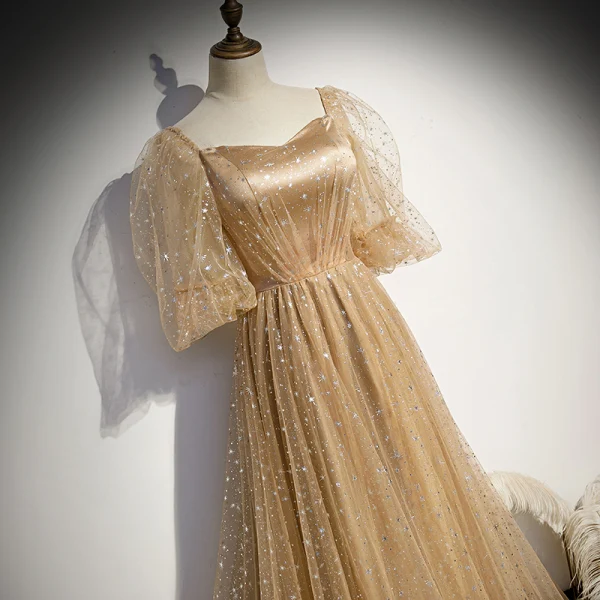 Style Victorien Champagne Dansant Robe De Bal 2020 Princesse Encolure Carrée Gonflée 3/4 Manches Glitter Étoile Tulle Longue Volants Dos Nu Robe De Ceremonie