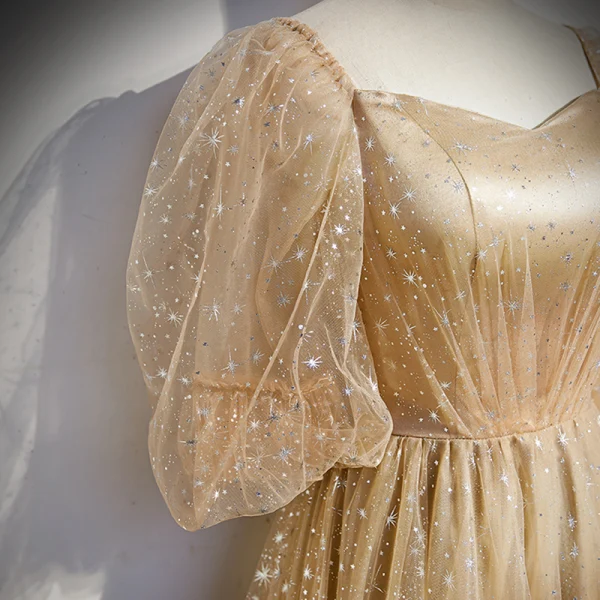 Style Victorien Champagne Dansant Robe De Bal 2020 Princesse Encolure Carrée Gonflée 3/4 Manches Glitter Étoile Tulle Longue Volants Dos Nu Robe De Ceremonie