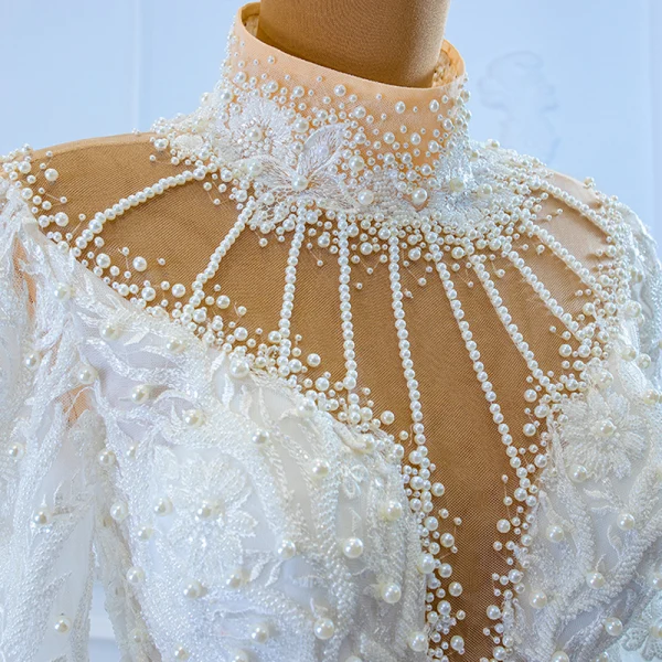 Luxe Blanche Transparentes La Mariée Robe De Mariée 2020 Trompette / Sirène Col Haut Manches Longues Dos Nu Fait main Perlage Perle Train De Balayage Volants