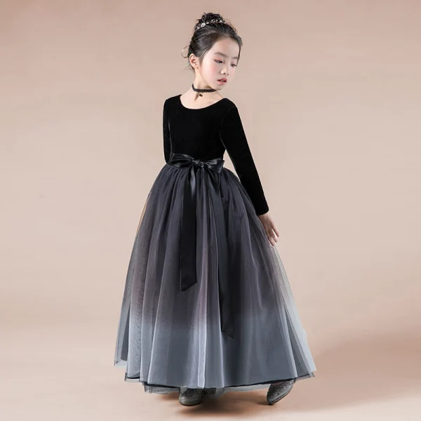Modest / Simple Navy Blue Velour Winter Flower Girl Dresses 2020 A-Line / Princess Scoop Neck Long Sleeve Bow Sash Floor-Length / Long Ruffle