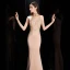 Élégant Beige Robe De Soirée 2020 Trompette / Sirène Transparentes Col v profond Sans Manches Appliques En Dentelle Train De Balayage Volants Robe De Ceremonie