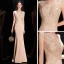 Élégant Beige Robe De Soirée 2020 Trompette / Sirène Transparentes Col v profond Sans Manches Appliques En Dentelle Train De Balayage Volants Robe De Ceremonie