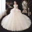 Chic / Belle Champagne La Mariée Robe De Mariée 2020 Robe Boule De l'épaule Manches Courtes Dos Nu Appliques En Dentelle Perlage Cathedral Train Volants
