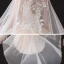 Romantisch Champagner Hochzeits Brautkleider / Hochzeitskleider Mit Schal 2020 Ballkleid Tiefer V-Ausschnitt Ärmellos Rückenfreies Glanz Tülle Applikationen Perlenstickerei Watteau-falte Rüschen