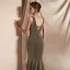 Sexy Klee Grün Abendkleider 2020 Meerjungfrau Tiefer V-Ausschnitt Ärmellos Glanz Polyester Lange Rüschen Rückenfreies Festliche Kleider