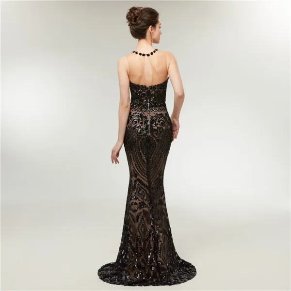 Sexy Noire Transparentes Robe De Soirée 2020 Trompette / Sirène Encolure Dégagée Sans Manches Paillettes Train De Balayage Dos Nu Robe De Ceremonie