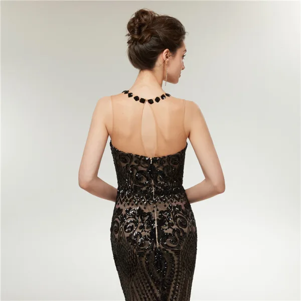 Sexy Noire Transparentes Robe De Soirée 2020 Trompette / Sirène Encolure Dégagée Sans Manches Paillettes Train De Balayage Dos Nu Robe De Ceremonie