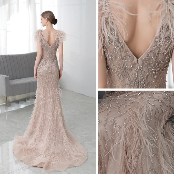 Luxe Champagne Tapis rouge Robe De Soirée 2020 Trompette / Sirène Col v profond Sans Manches Plumes Perlage Train De Balayage Volants Dos Nu Robe De Ceremonie