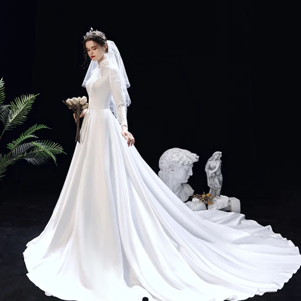 Modest  Muslim White Satin Winter Bridal Wedding Dresses 2020 A-Line / Princess High Neck Long Sleeve Appliques Lace Sweep Train Ruffle