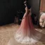 Elegante Burgunderrot Farbverlauf Ballkleider 2020 A Linie Bandeau Ärmellos Perlenstickerei Sweep / Pinsel Zug Rüschen Rückenfreies Festliche Kleider