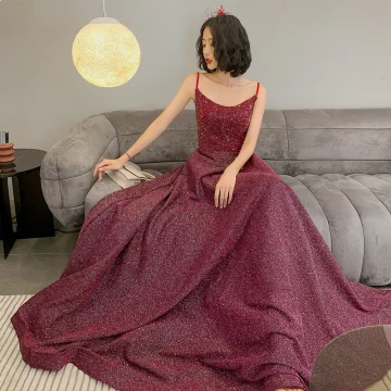 Bling Bling Bordeaux Dansant Robe De Bal 2021 Princesse Bretelles Spaghetti Sans Manches Perlage Glitter Polyester Longue Volants Dos Nu Robe De Ceremonie