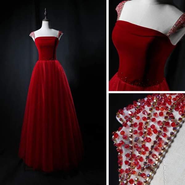 Chic / Beautiful Burgundy Dancing Prom Dresses 2021 A-Line / Princess Shoulders Sleeveless Beading Floor-Length / Long Ruffle Backless Formal Dresses
