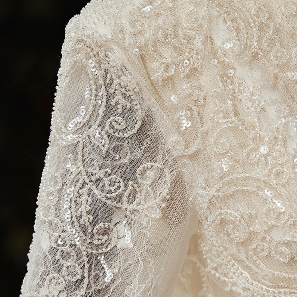 Illusion Ivory Bridal Wedding Dresses 2021 Ball Gown V-Neck Long Sleeve Appliques Lace Beading Glitter Tulle Cathedral Train Ruffle