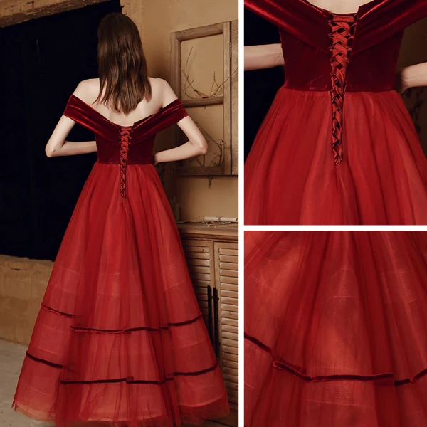 Modest / Simple Red Velour Dancing Prom Dresses 2021 A-Line / Princess Off-The-Shoulder Short Sleeve Floor-Length / Long Ruffle Backless Formal Dresses