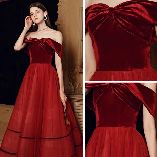 Modest / Simple Red Velour Dancing Prom Dresses 2021 A-Line / Princess Off-The-Shoulder Short Sleeve Floor-Length / Long Ruffle Backless Formal Dresses