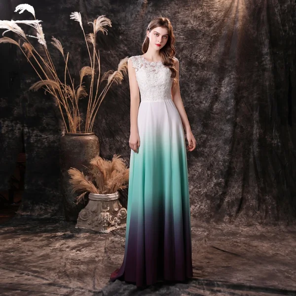 Mode Multi-Couleurs Chiffon Transparentes Dansant Robe De Bal 2021 Princesse Encolure Dégagée Sans Manches Appliques En Dentelle Longue Volants Dos Nu Robe De Ceremonie