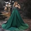 Scintillantes Vert Foncé Satin Tapis rouge Robe De Soirée 2021 Trompette / Sirène Une épaule Manches Longues Ceinture Paillettes Tribunal Train Volants Dos Nu Robe De Ceremonie