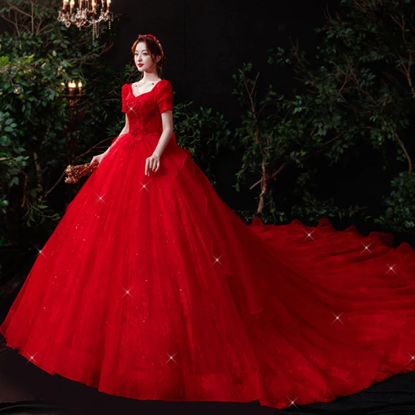 Vintage / Originale Rouge La Mariée Robe De Mariée 2021 Robe Boule Encolure Carrée Gonflée Manches Courtes Dos Nu Appliques En Dentelle Perlage Paillettes Cathedral Train Volants