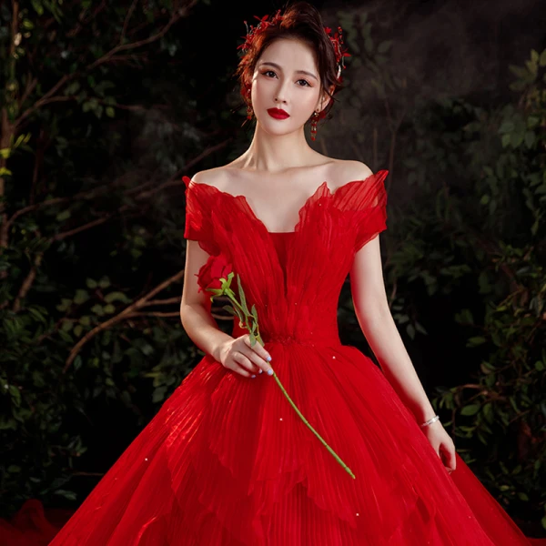 Charming Red Bridal Wedding Dresses 2021 Ball Gown Off-The-Shoulder Short Sleeve Backless Beading Glitter Tulle Cathedral Train Ruffle