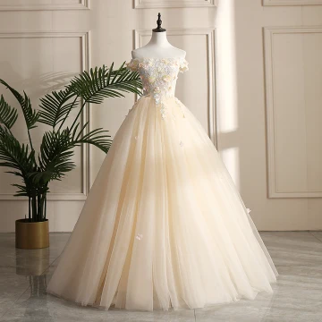 Elegantes Champán Bailando Vestidos De Gala 2021 Ball Gown Fuera Del Hombro Manga Corta Apliques Con Encaje Rebordear Lentejuelas Largos Ruffle Sin Espalda Vestidos Formales