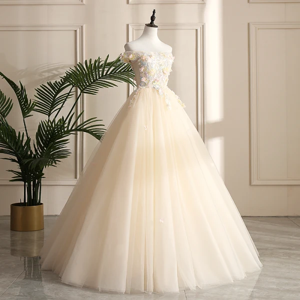 Elegant Champagne Dancing Prom Dresses 2021 Ball Gown Off-The-Shoulder Short Sleeve Appliques Lace Beading Sequins Floor-Length / Long Ruffle Backless Formal Dresses
