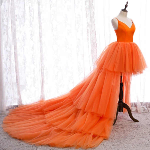 Hohes Niedriges Orange Roter Teppich Abendkleider 2021 A Linie Spaghettiträger Ärmellos Asymmetrisch Fallende Rüsche Rückenfreies Festliche Kleider
