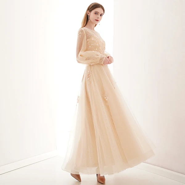 Style Victorien Champagne Transparentes Dansant Robe De Bal 2021 Princesse Encolure Dégagée Gonflée Manches Longues Appliques En Dentelle Longue Volants Robe De Ceremonie