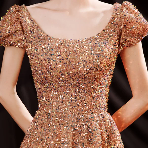 Sparkly Gold Dancing Prom Dresses 2021 A-Line / Princess Scoop Neck Puffy Short Sleeve Sequins Floor-Length / Long Ruffle Backless Formal Dresses