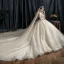 Vintage / Originale Champagne Transparentes La Mariée Robe De Mariée 2021 Robe Boule Col Haut Manches Courtes Dos Nu Appliques En Dentelle Perlage Paillettes Cathedral Train Volants