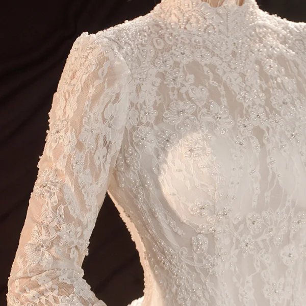 Vintage / Retro Ivory See-through Bridal Wedding Dresses 2021 Ball Gown High Neck Long Sleeve Backless Appliques Lace Beading Pearl Cathedral Train Ruffle