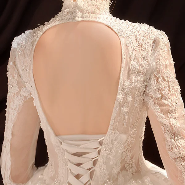 Vintage / Retro Ivory See-through Bridal Wedding Dresses 2021 Ball Gown High Neck Long Sleeve Backless Appliques Lace Beading Pearl Cathedral Train Ruffle
