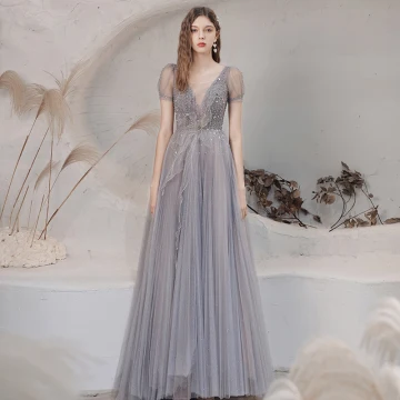 Illusion Gris Transparentes Dansant Robe De Bal 2021 Princesse Col V Profond Manches Courtes Paillettes Perlage Glitter Tulle Longue Plissée Dos Nu Robe De Ceremonie