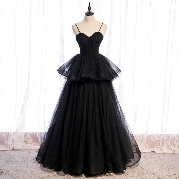Elegant Burgundy Corset Prom Dresses 2021 Ball Gown Spaghetti Straps Sleeveless Court Train Ruffle Backless Formal Dresses