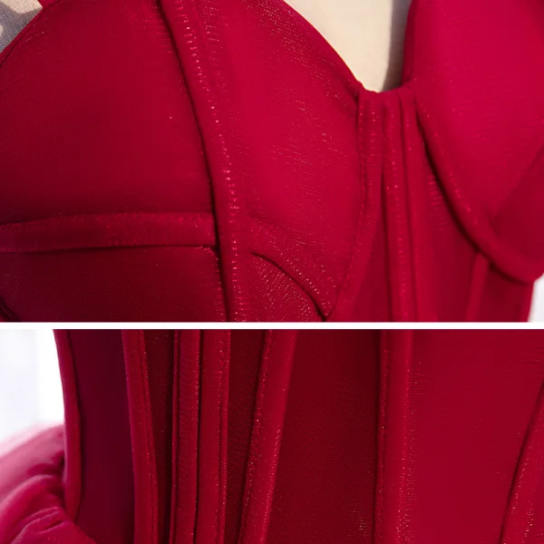 Elegant Burgundy Corset Prom Dresses 2021 Ball Gown Spaghetti Straps Sleeveless Court Train Ruffle Backless Formal Dresses