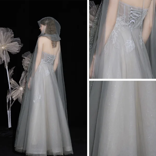 Charmant Gris Dansant Robe De Bal Avec Cape 2021 Princesse Bustier Sans Manches Appliques En Dentelle Perlage Paillettes Glitter Tulle Longue Volants Dos Nu Robe De Ceremonie