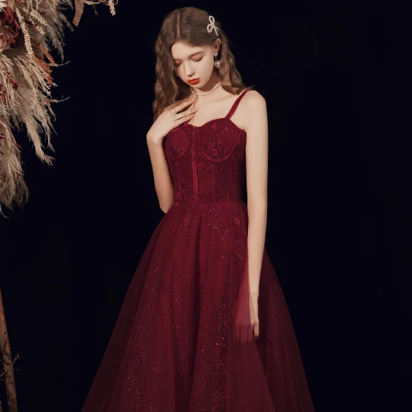 Bling Bling Burgundy Dancing Prom Dresses 2021 A-Line / Princess Spaghetti Straps Sleeveless Beading Floor-Length / Long Ruffle Backless Formal Dresses