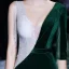 Sexy Vert Foncé Hiver Transparentes Velour Robe De Soirée 2021 Trompette / Sirène Col v profond 1/2 Manches Perlage Gland Train De Balayage Volants Dos Nu Robe De Ceremonie