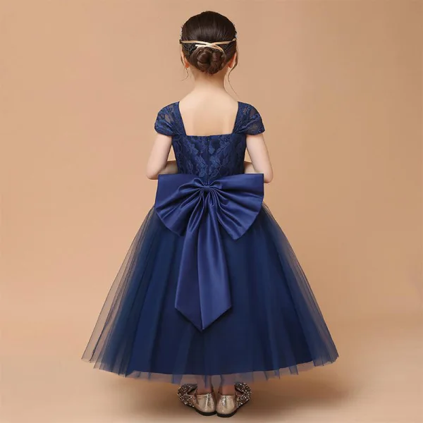 Classic Navy Blue Lace Birthday Flower Girl Dresses 2021 Ball Gown Square Neckline Short Sleeve Backless Bow Sash Ankle Length Ruffle