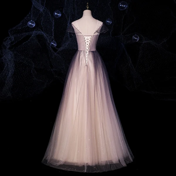 Illusion Druva Genomskinliga Dansande Balklänningar 2021 Prinsessa Urringning Ärmlös Beading Paljetter Glittriga / Glitter Tyll Långa Ruffle Halterneck