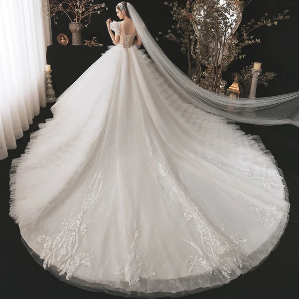 Vintage Champagner Hochzeits Brautkleider / Hochzeitskleider 2021 Ballkleid Eckiger Ausschnitt Abnehmbar Geschwollenes Lange Ärmel Rückenfreies Applikationen Spitze Perlenstickerei Kathedrale Schleppe Fallende Rüsche