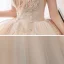 Charmant Champagne Transparentes La Mariée Robe De Mariée 2021 Robe Boule De l'épaule Manches Courtes Dos Nu Appliques En Dentelle Paillettes Perlage Glitter Tulle Cathedral Train Volants