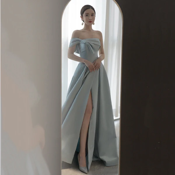 Fashion Grey Satin Evening Dresses 2021 A-Line / Princess Off-The-Shoulder Short Sleeve Split Front Floor-Length / Long Ruffle Backless Formal Dresses