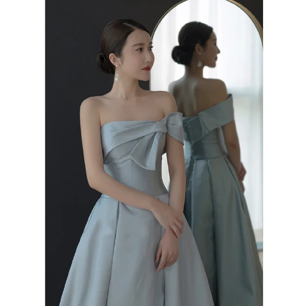 Fashion Grey Satin Evening Dresses 2021 A-Line / Princess Off-The-Shoulder Short Sleeve Split Front Floor-Length / Long Ruffle Backless Formal Dresses
