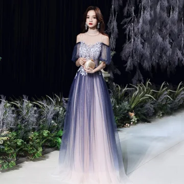 Sexy Bleu Marine Transparentes Dansant Robe De Bal 2021 Princesse Col Haut Manches Courtes Appliques En Dentelle Perlage Longue Volants Dos Nu Robe De Ceremonie